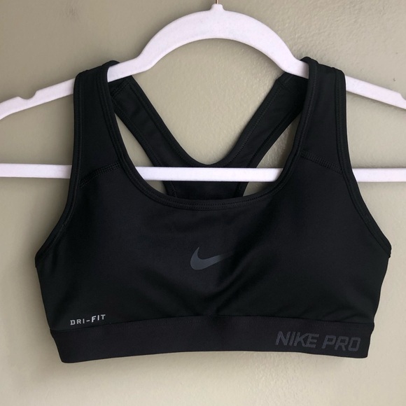 Nike Pro Women’s Medium Support Padded Sport Bra In Black Size: XS - Picture 1 of 15